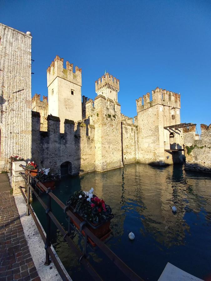 Il Nido Del Cigno Appartement Sirmione Buitenkant foto